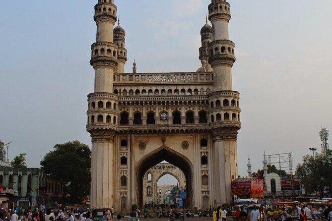 Private Half Day Tour: Dinner cruise, Old city shopping ride & Laser show - A Closer Look at the Itinerary