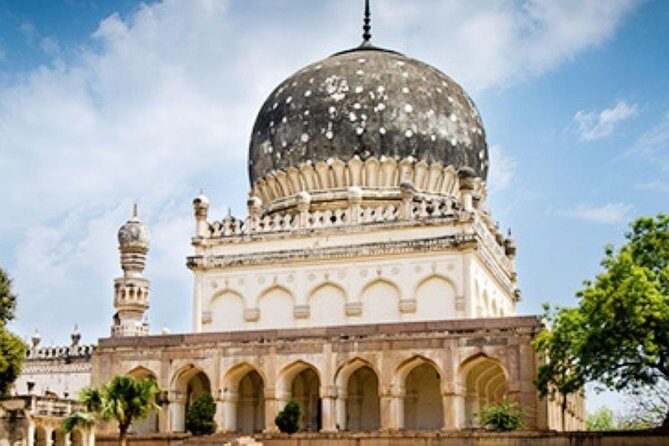 Private Half-Day Tour: Golconda Fort and Qutb Shahi Tombs from Hyderabad - Qutb Shahi Tombs: An Architectural Showcase