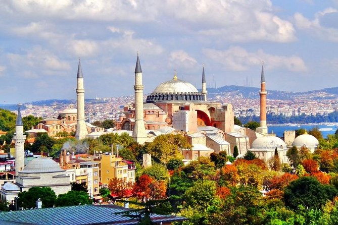 private-half-day-tour-imperial-istanbul-hagia-sophia-basilica-cistern-and-grand-bazaar