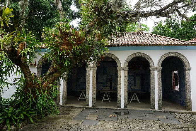 private-half-day-tour-in-sitio-roberto-burle-marx