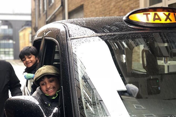 private-half-day-tour-of-edinburgh-in-a-black-cab