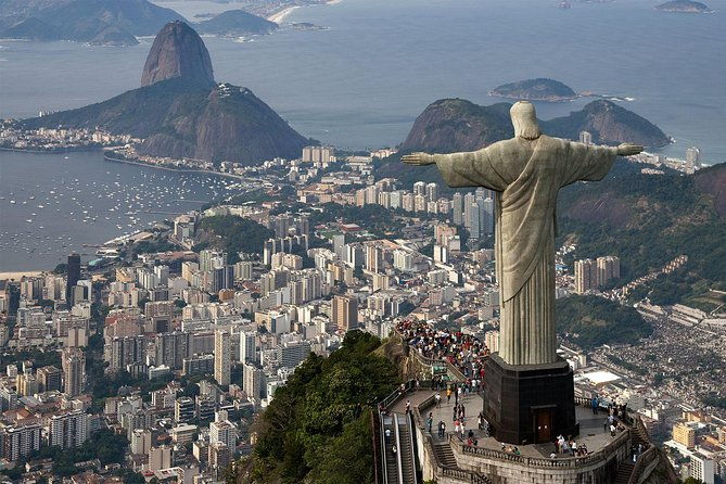 private-half-day-tour-to-christ-the-redeemer-and-sugarloaf