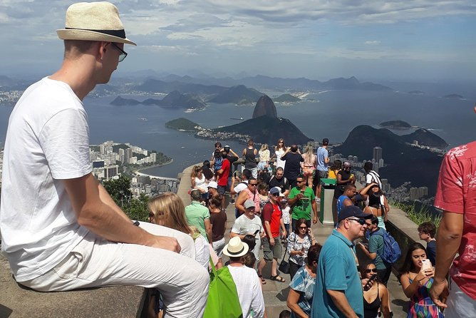 private-half-day-tour-to-christ-the-redeemer-and-sugarloaf
