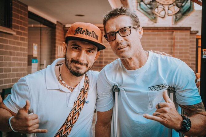 private-half-day-tour-to-comuna-13-in-medellin