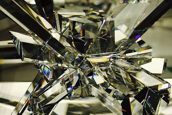 private-half-day-tour-to-swarovski-crystal-world-in-wattens
