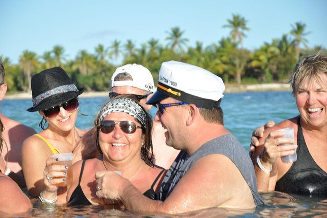 private-half-day-trip-snorkeling-cruise-swimming-pool-virgen-beach