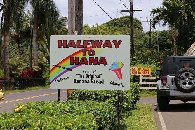 private-halfway-to-hana-tour