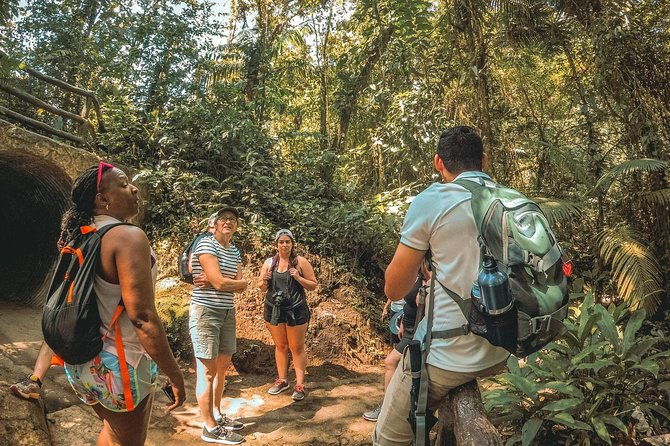 private-hanging-bridges-waterfall-tour-costarrican-lunch