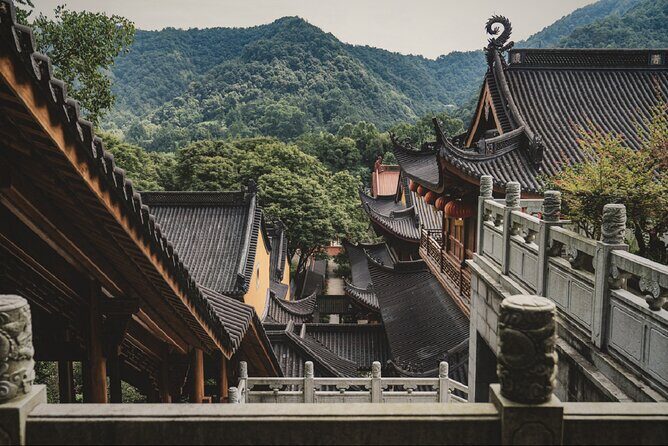 Private Hangzhou Day Tour from Shanghai by Bullet Train - Exploring the Itinerary in Detail