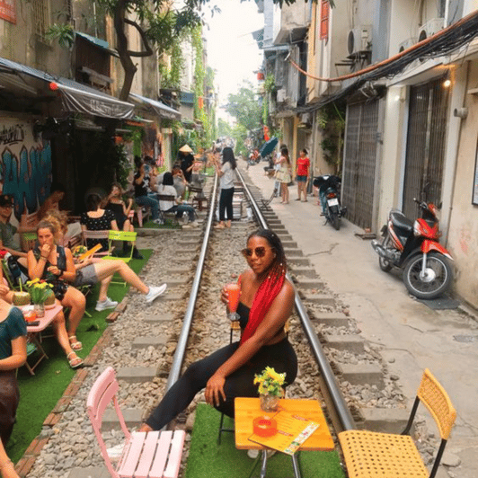 private-hanoi-food-tour-with-train-street