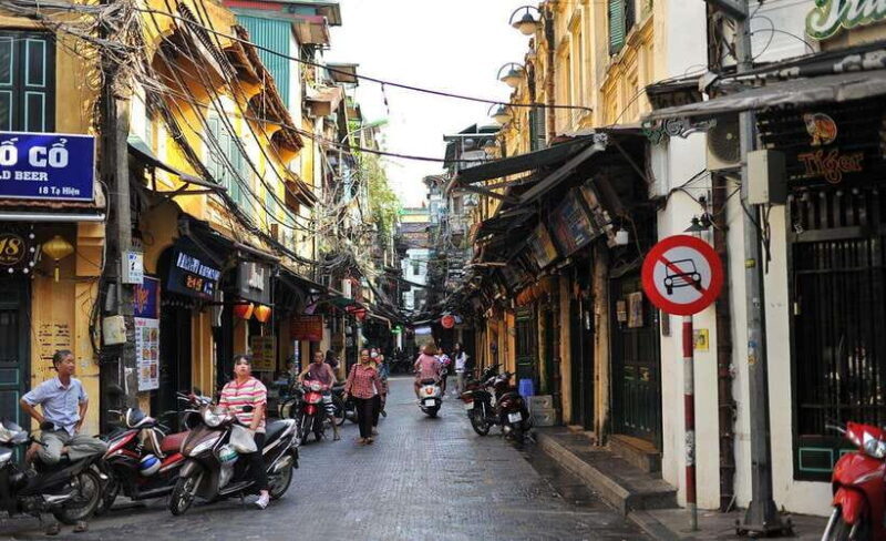 Private Hanoi Walking Tour with visit Train Street - FAQ