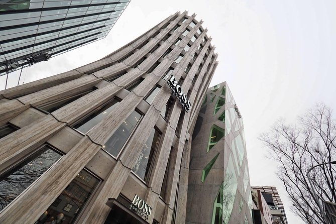 private-harajuku-omotesando-architecture-walking-tour