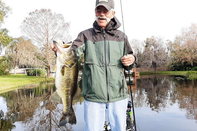 private-harris-chain-of-lakes-fishing-charter-in-florida-4-6-or-8-hours