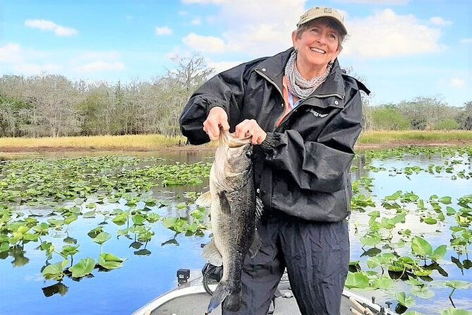 private-harris-chain-of-lakes-fishing-charter-in-florida-4-6-or-8-hours