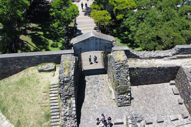 private-have-it-your-way-tour-in-colonia-del-sacramento
