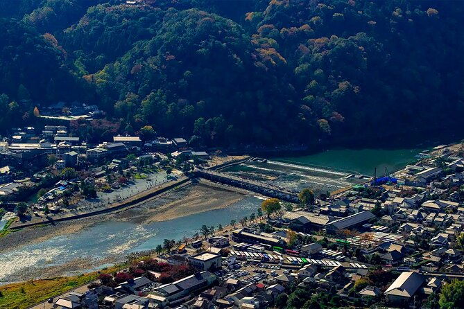 private-helicopter-cruising-in-kyoto