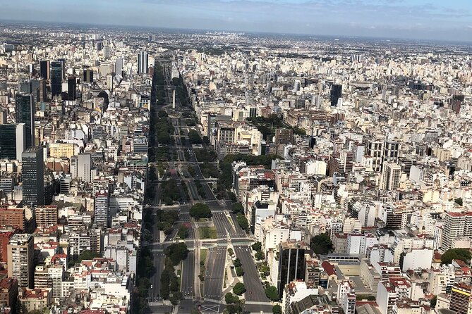 private-helicopter-flight-over-the-city-of-buenos-aires