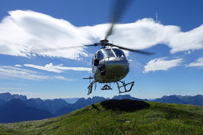 private-helicopter-flight-to-stockhorn-mountain-with-view-to-the-swiss-alps