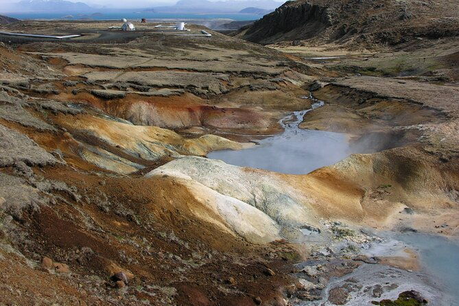 private-helicopter-tour-in-hengill-geothermal-area-with-landing