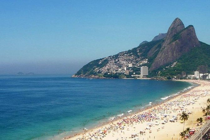 private-helicopter-tour-in-rio-de-janeiro-for-3-people-30-minutes