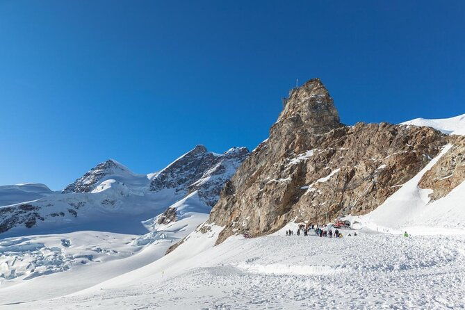 private-helicopter-tour-to-the-swiss-alps-see-the-eiger-monch-and-jungfrau