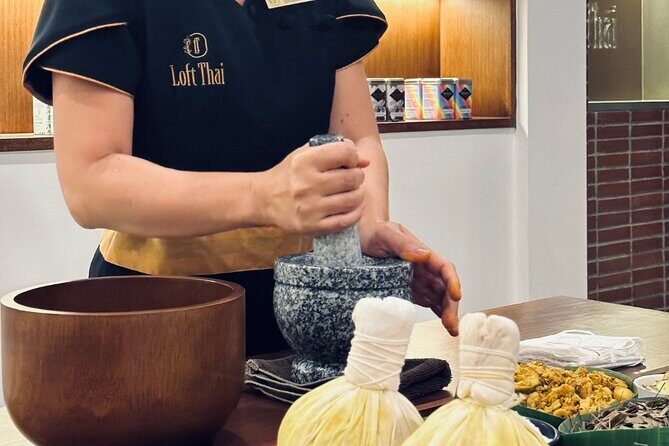 Private Herbal Compress Workshop with Massage in Thailand - Key Points