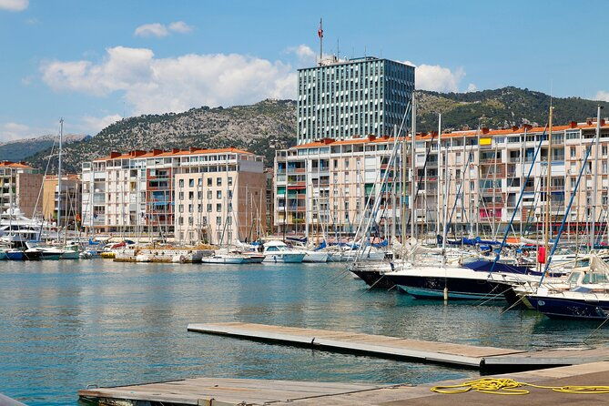 private-heritage-walking-tour-in-toulon