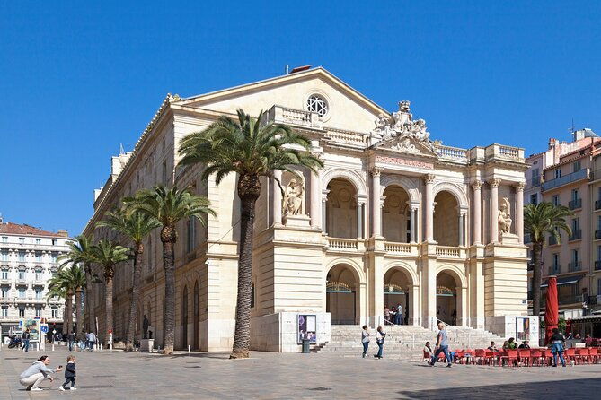 private-heritage-walking-tour-in-toulon