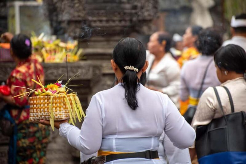 Private Hidden Gems Tour included Ticket and Free Pick Up - Key Points