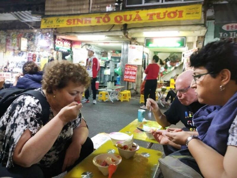 private-hidden-hanoi-street-food-walking-tour-with-a-local