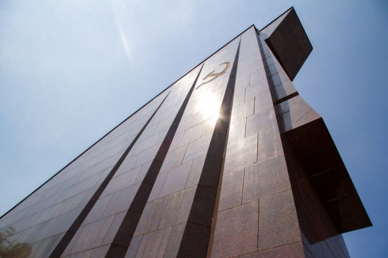 private-highlights-of-berlin-bike-tour