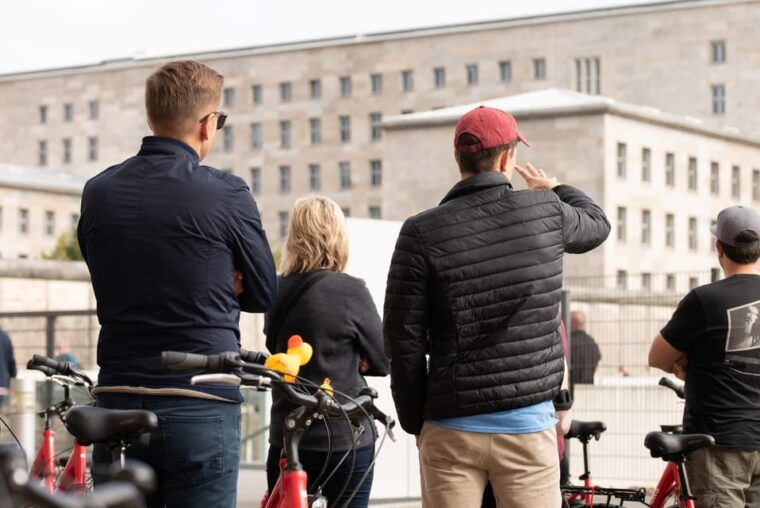 private-highlights-of-berlin-bike-tour