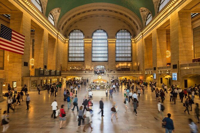 private-highlights-tour-of-new-york-by-foot-and-subway-full-day