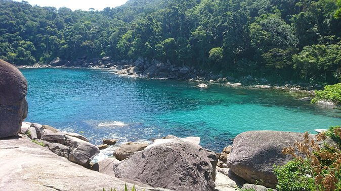 private-hike-on-the-pirates-route-lopes-mendes-ilha-grande-rj
