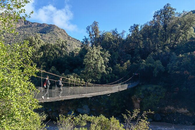 private-hiking-experience-to-el-manzano-caves