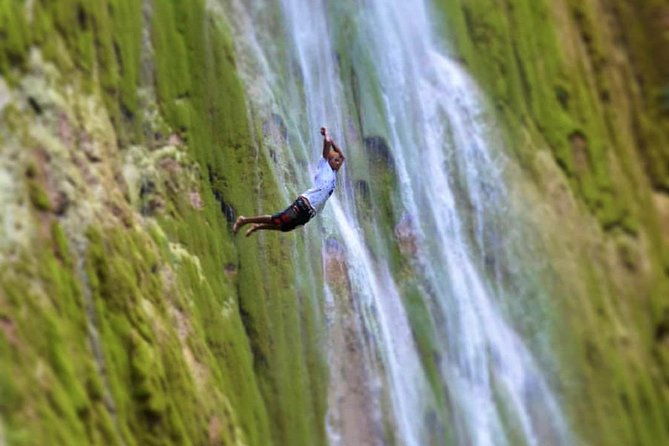 private-hiking-to-salto-el-limon-with-a-local-expert-guide-from-samana