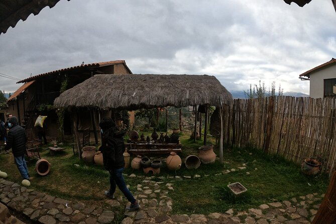 private-hiking-tour-at-humantay-lake