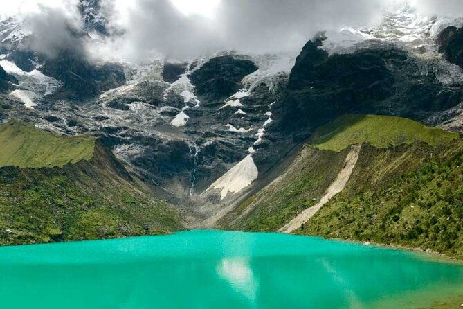 private-hiking-tour-at-humantay-lake