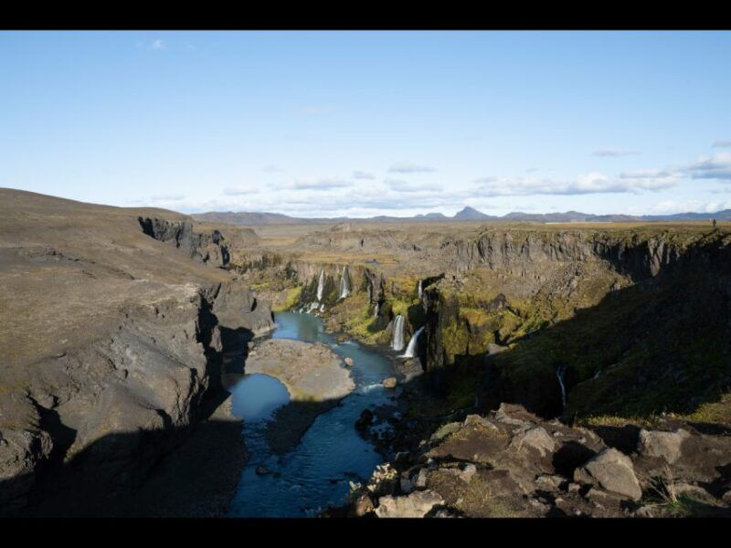 private-hiking-tour-in-the-landmannalaugar-2