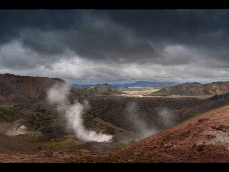 private-hiking-tour-in-the-landmannalaugar-2