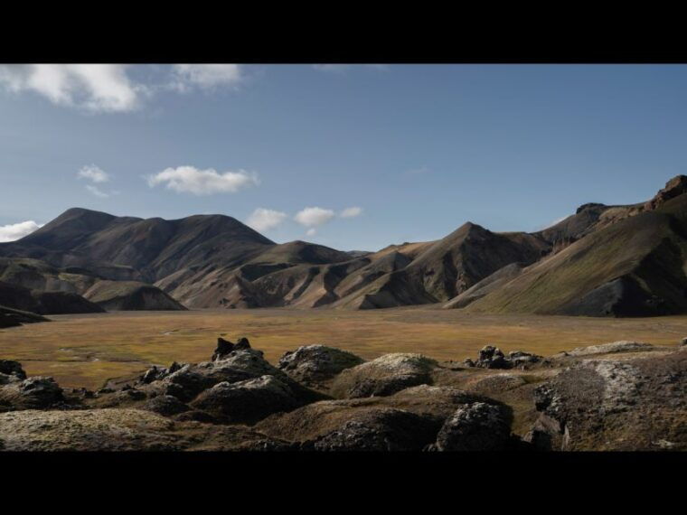 private-hiking-tour-in-the-landmannalaugar-2