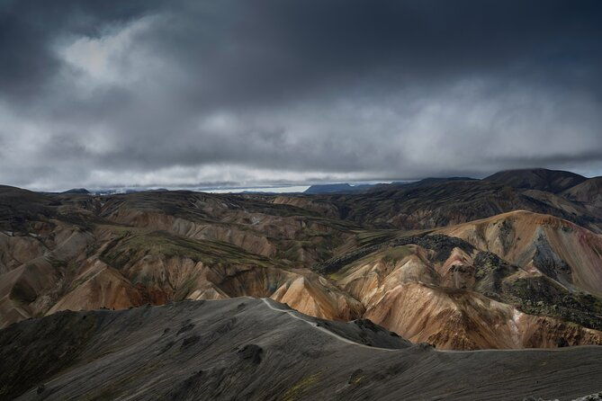private-hiking-tour-in-the-landmannalaugar