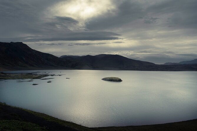 private-hiking-tour-in-the-landmannalaugar