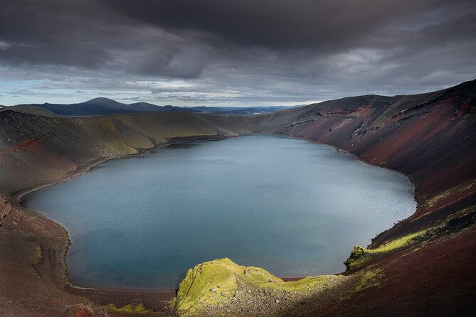 private-hiking-tour-in-the-landmannalaugar