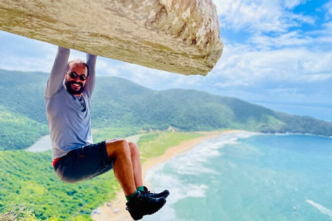 private-hiking-tour-to-lagoinha-do-leste