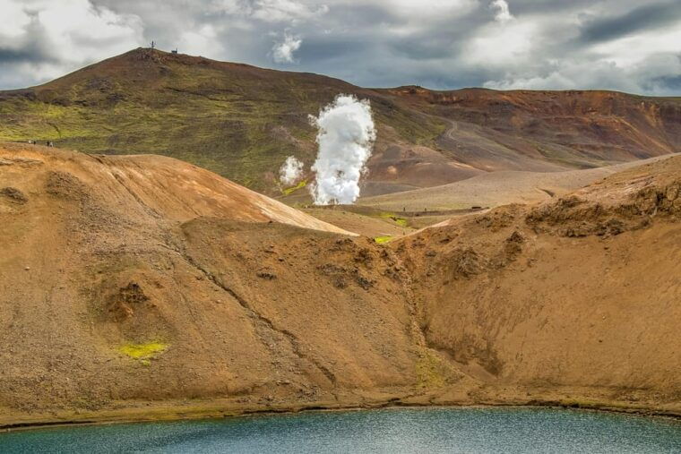 private-hiking-tour-volcanic-eruption-site-reykjanesbaer