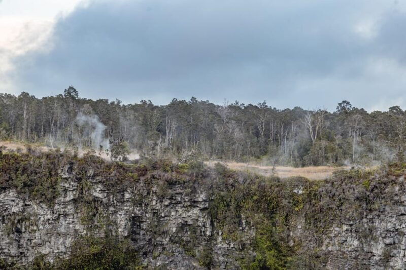 private-hilo-cruise-special-waterfalls-and-volcanoes