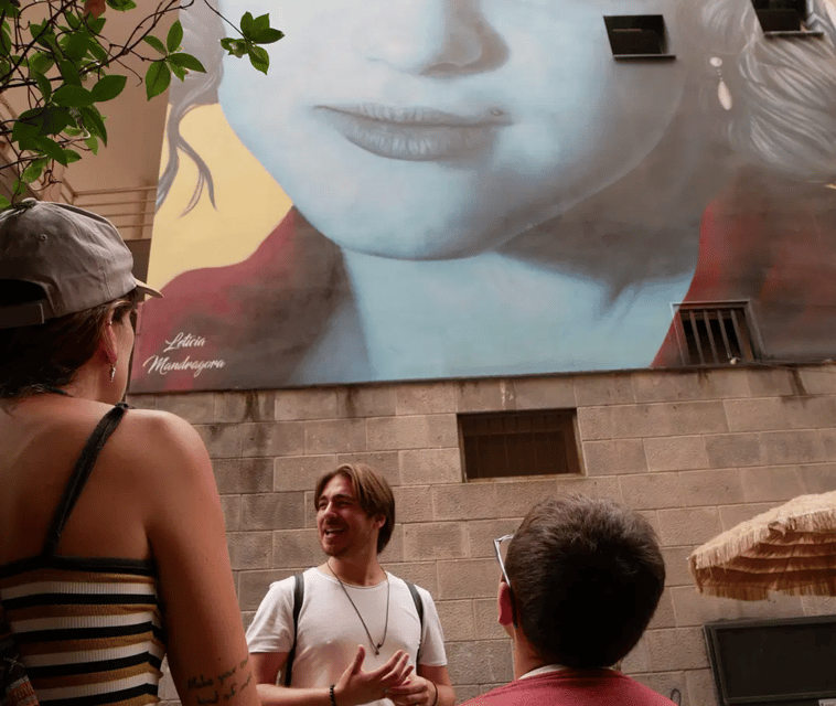 private-historical-and-street-art-walking-tour-of-naples