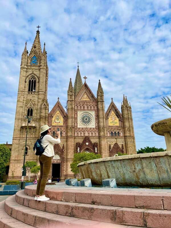 private-history-and-architecture-walking-tour-of-guadalajara