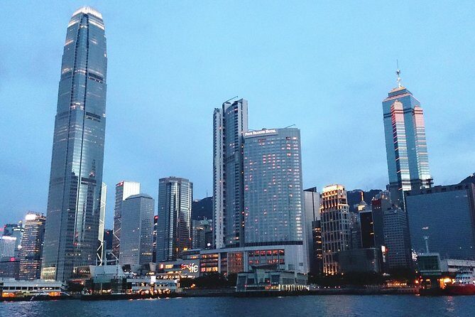 Private Hong Kong Tour with Jumbo Kingdom Floating Restaurant Dim Sum Lunch - A Deep Dive into the Tour Itinerary